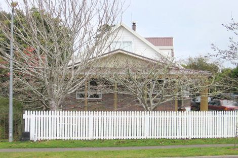 Photo of property in 42 Splitt Avenue, Glenview, Hamilton, 3206