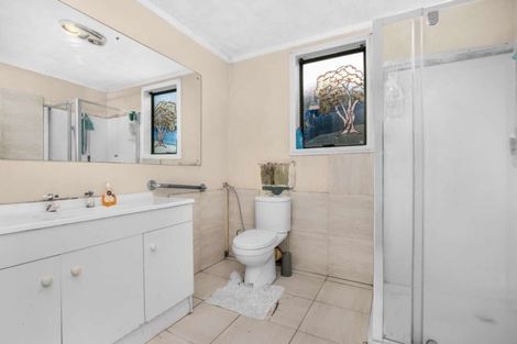 Photo of property in 1/25 Blanes Road, Weymouth, Auckland, 2103