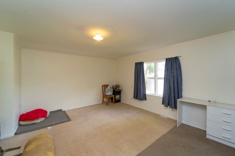 Photo of property in 15 Hardie Grove, Featherston, 5710