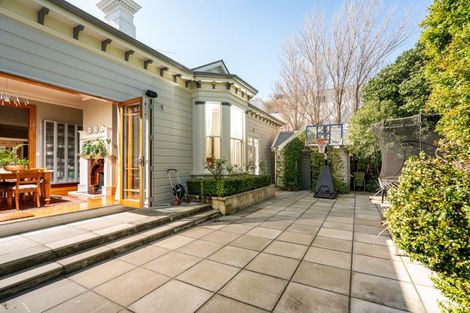 Photo of property in Lady Freyberg House, 18 Moturoa Street, Pipitea, Wellington, 6011