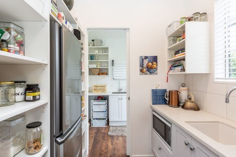 Photo of property in 26 Kopanga Road, Havelock North, 4130