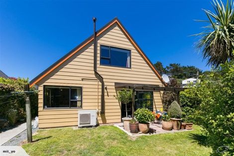 Photo of property in 1 Peter Button Place, Johnsonville, Wellington, 6037