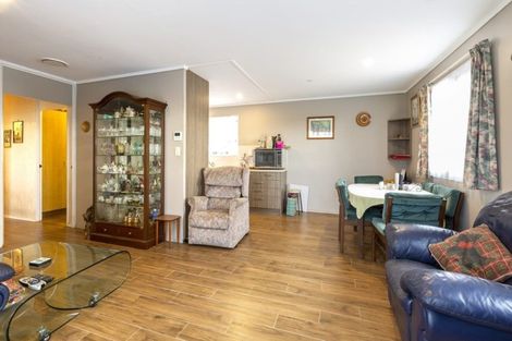 Photo of property in 141 Karioitahi Road, Waiuku, 2683