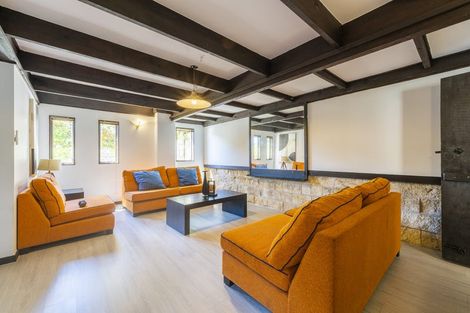 Photo of property in 25 Prince Regent Drive, Half Moon Bay, Auckland, 2012