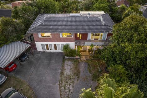 Photo of property in 342 Glenfield Road, Glenfield, Auckland, 0629