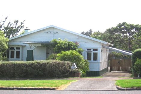 Photo of property in 5 Chatham Avenue, Mount Albert, Auckland, 1025
