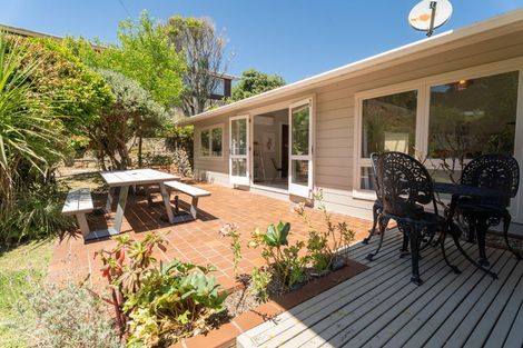 Photo of property in 28a Whanake Street, Titahi Bay, Porirua, 5022