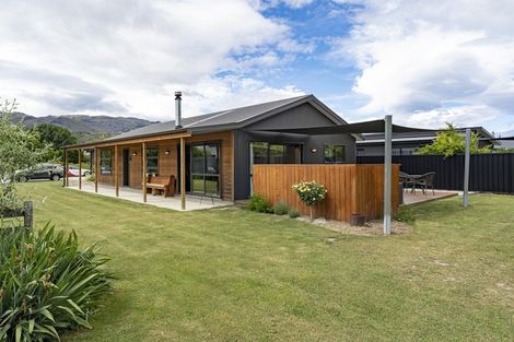 Photo of property in 32 Perriam Place, Mount Pisa, Cromwell, 9383