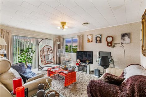 Photo of property in 62 Kamara Road, Glen Eden, Auckland, 0602