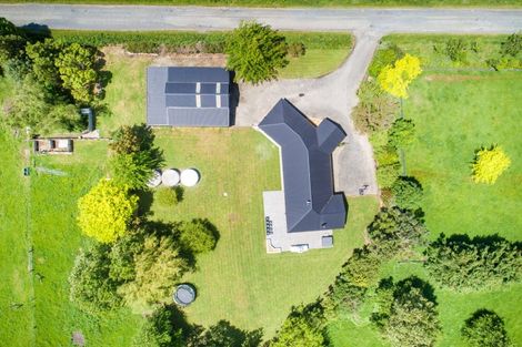 Photo of property in 1999 Longburn Rongotea Road, Longburn, Palmerston North, 4475