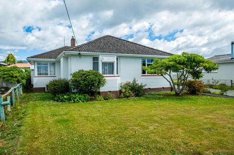 Photo of property in 52 Opie Street, Waimate, 7924