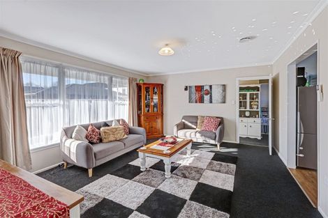 Photo of property in 2/7 Curletts Road, Sockburn, Christchurch, 8042