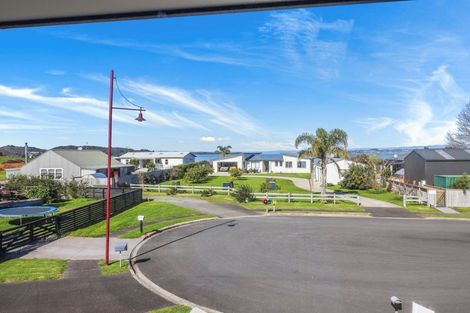 Photo of property in 17 Sandleigh Drive, Athenree, Katikati, 3177