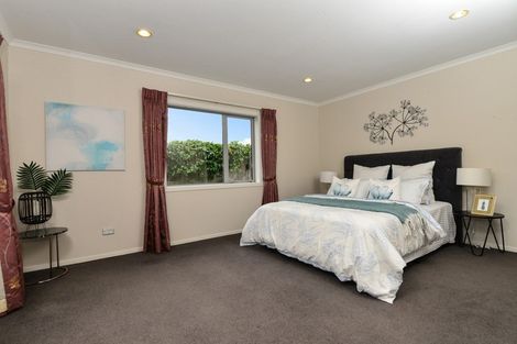 Photo of property in 16 Piwakawaka Court, Rototuna North, Hamilton, 3210