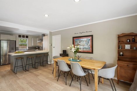 Photo of property in 52 Danbury Drive, Torbay, Auckland, 0630