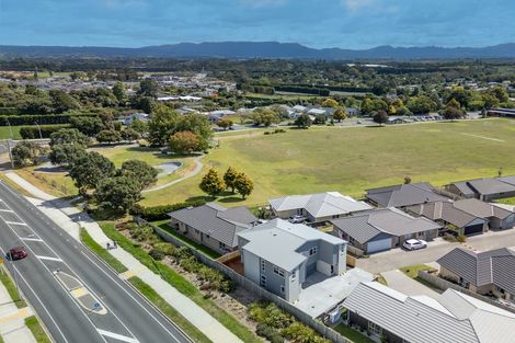 Photo of property in 38b Richardson Road, Omokoroa, 3172