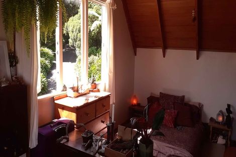 Photo of property in 122 Lone Kauri Road, Karekare, New Lynn, 0772