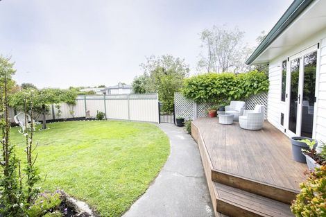 Photo of property in 4 Clare Place, Pirimai, Napier, 4112