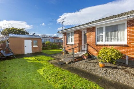Photo of property in 4/13 Sutherland Avenue, Silverstream, Upper Hutt, 5019