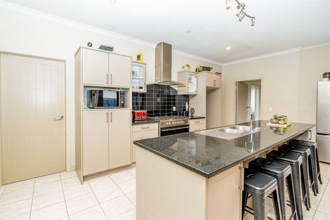 Photo of property in 21 Langdale Court, Huntington, Hamilton, 3210