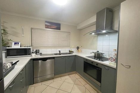 Photo of property in 47 Tiri Tiri Road, Birkdale, Auckland, 0626