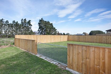 Photo of property in 17 George Street, Bulls, 4818