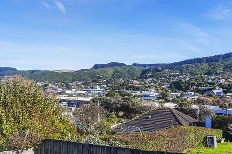 Photo of property in 29a Cecil Road, Tawa, Wellington, 5028