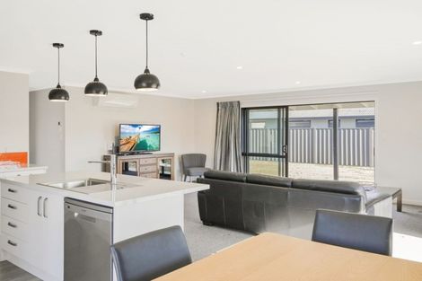 Photo of property in 1 Cirrus Place, Omarama, 9412