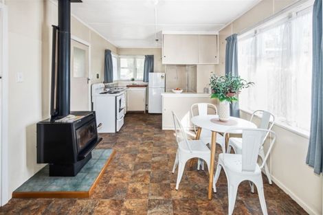 Photo of property in 108 Ironside Road, Johnsonville, Wellington, 6037