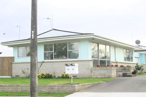 Photo of property in 6-8 Saint Pauls Place, Tamatea, Napier, 4112