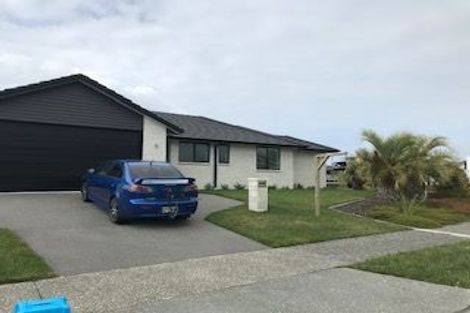 Photo of property in 2 Selliera Place, Papamoa Beach, Papamoa, 3118
