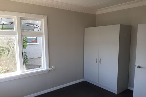 Photo of property in 118 Larnach Road, Vauxhall, Dunedin, 9013