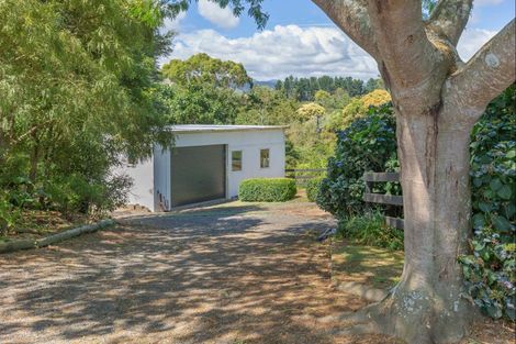 Photo of property in 223 Heatherlea East Road, Levin, 5571