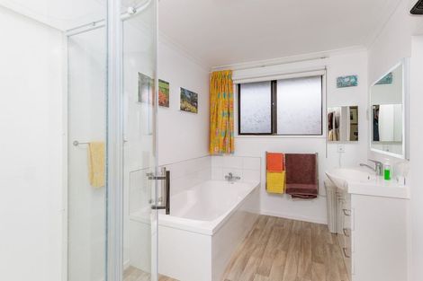 Photo of property in 20 Hughes Street, Waimate, 7924