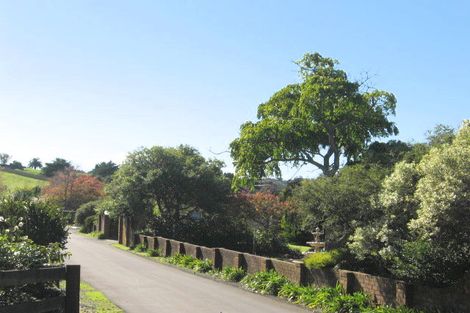 Photo of property in 301 Hill Road, The Gardens, Auckland, 2105