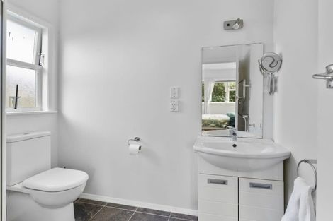 Photo of property in 1 Goldsborough Avenue, Raumati Beach, Paraparaumu, 5032