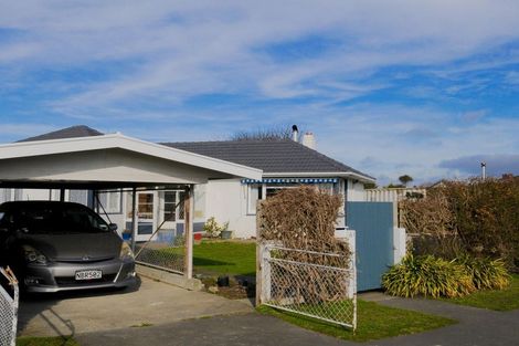 Photo of property in 61 Rhodes Street, Waimate, 7924