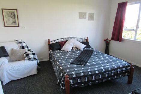 Photo of property in 12 Burns Street, Hawera, 4610