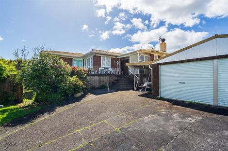 Photo of property in 3 Lavelle Road, Henderson, Auckland, 0612
