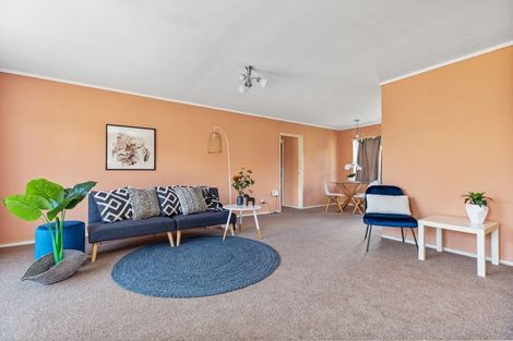 Photo of property in 2/17 Berwyn Avenue, Takanini, 2112