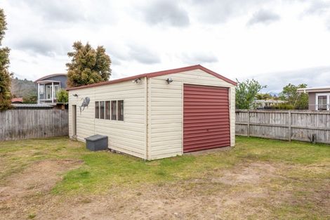 Photo of property in 309 Linton Crescent, Whangamata, 3620