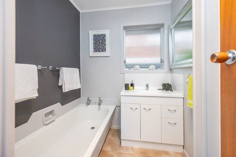 Photo of property in 5 Sunnyhills Avenue, Glenview, Hamilton, 3206