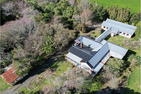 Photo of property in 6 Inland Road North, Tikorangi, Waitara, 4383