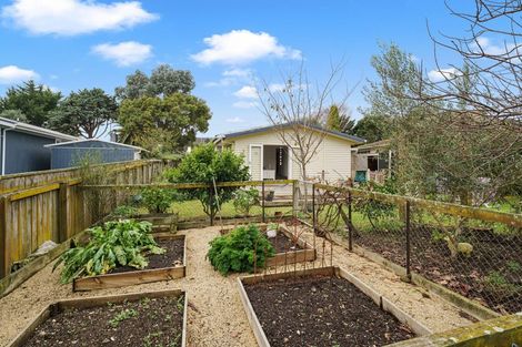 Photo of property in 28 Chums Road, Paraparaumu Beach, Paraparaumu, 5032