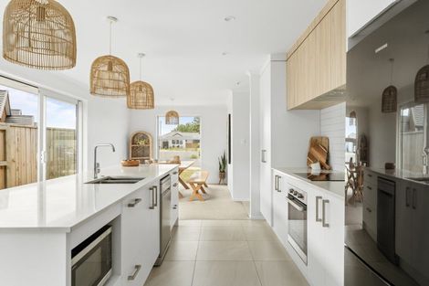 Photo of property in 83 Hills View Drive, Papamoa, 3118