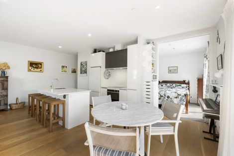 Photo of property in Frank Sargeson Apts, 4/80g Anzac Street, Takapuna, Auckland, 0622