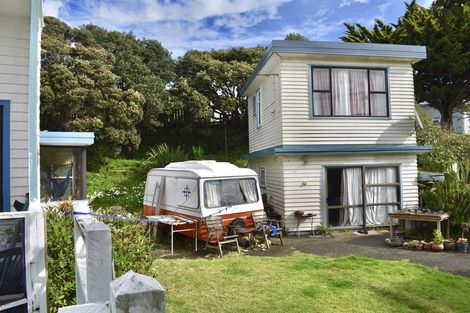 Photo of property in 17 Koromiko Street, Otaki Beach, Otaki, 5512