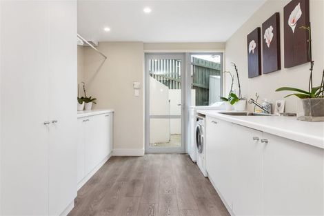 Photo of property in 8a Macmillan Avenue, Cashmere, Christchurch, 8022