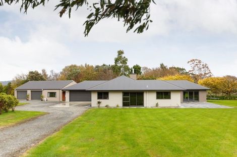 Photo of property in 18 Melford Lane, Bunnythorpe, Palmerston North, 4470