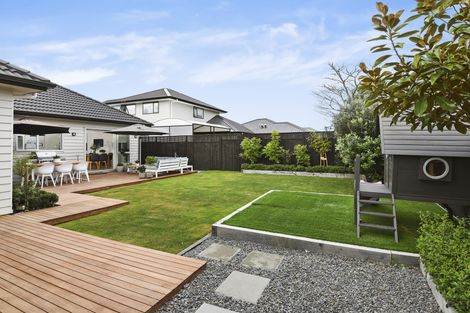 Photo of property in 12 Kahika Grove, Huapai, Kumeu, 0810